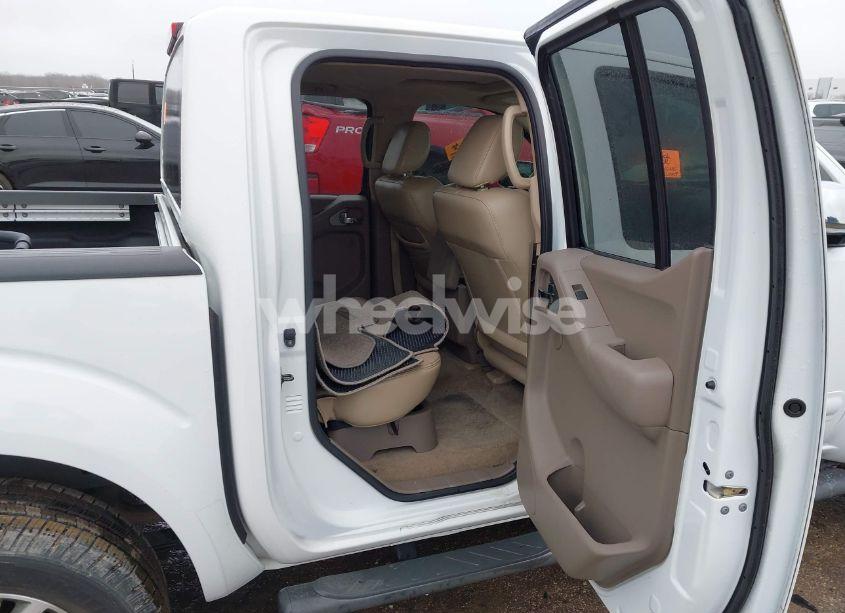 Photo 8 of 2013 Nissan Frontier SL (VIN 1N6AD0ER9DN711573)