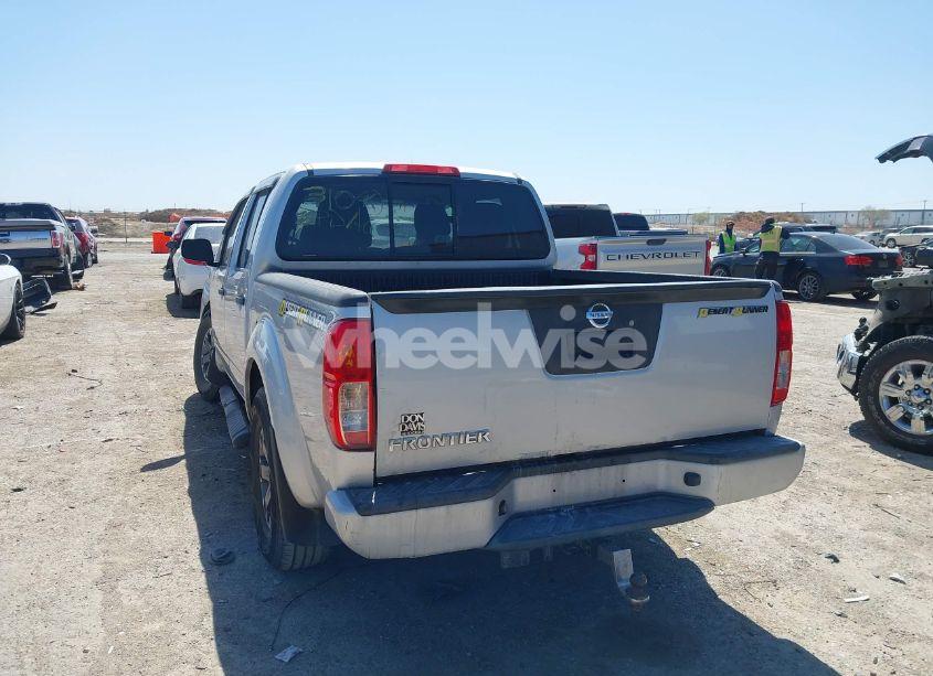 Photo 3 of 2016 Nissan Frontier DESERT RUNNER (VIN 1N6AD0ER9GN704238)