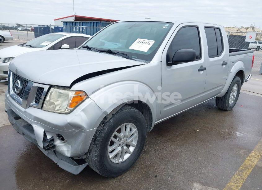 Photo 2 of 2016 Nissan Frontier SV (VIN 1N6AD0ER9GN799335)
