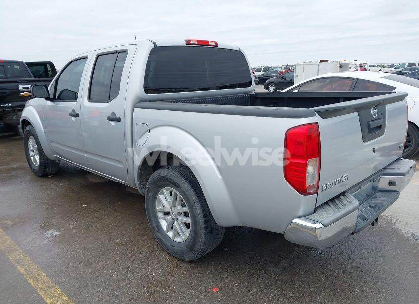 Photo 3 of 2016 Nissan Frontier SV (VIN 1N6AD0ER9GN799335)