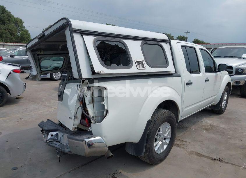 Photo 4 of 2018 Nissan Frontier SV (VIN 1N6AD0ER9JN714050)