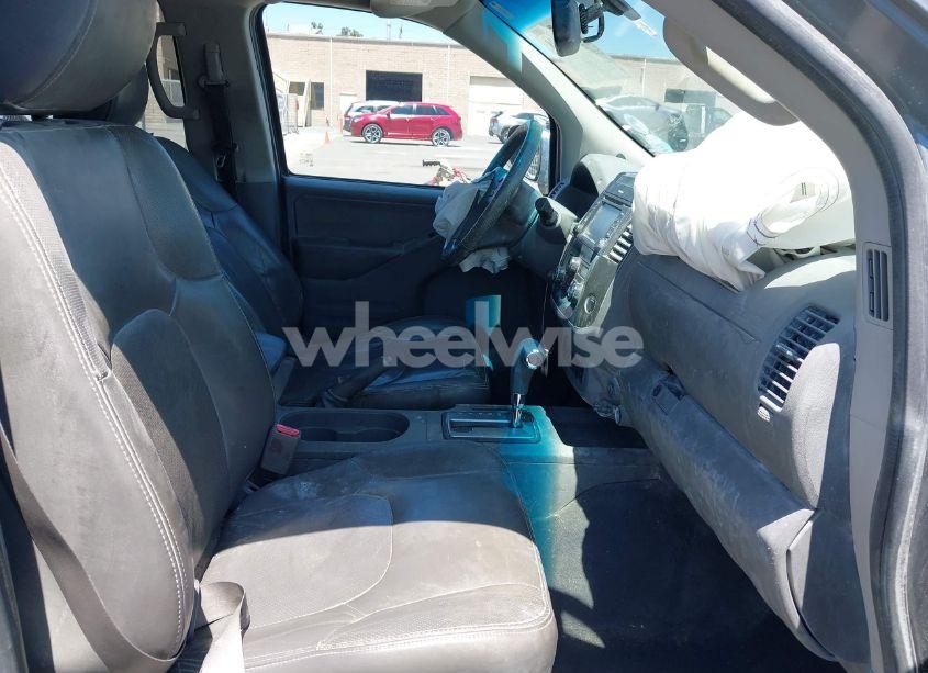 Photo 5 of 2019 Nissan Frontier SL (VIN 1N6AD0ER9KN737989)