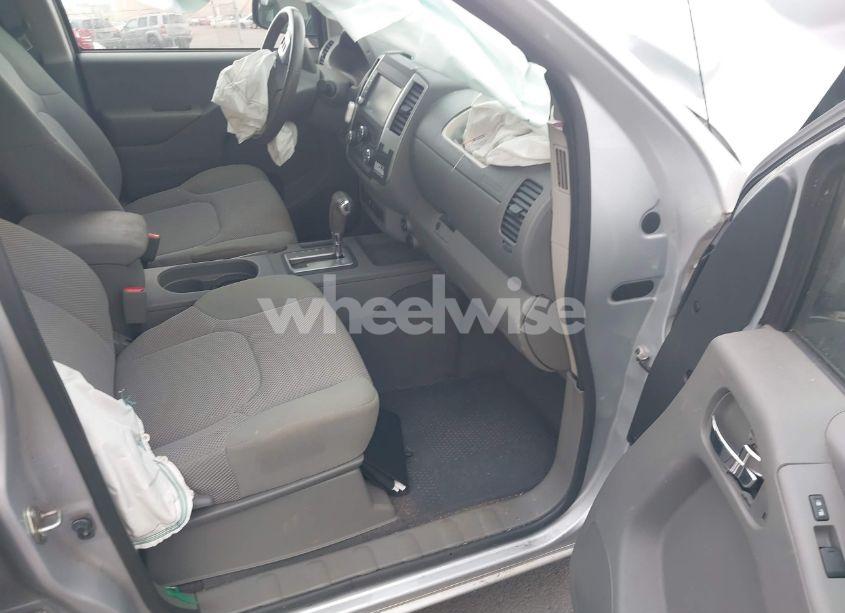 Photo 5 of 2019 Nissan Frontier SV (VIN 1N6AD0ER9KN873555)