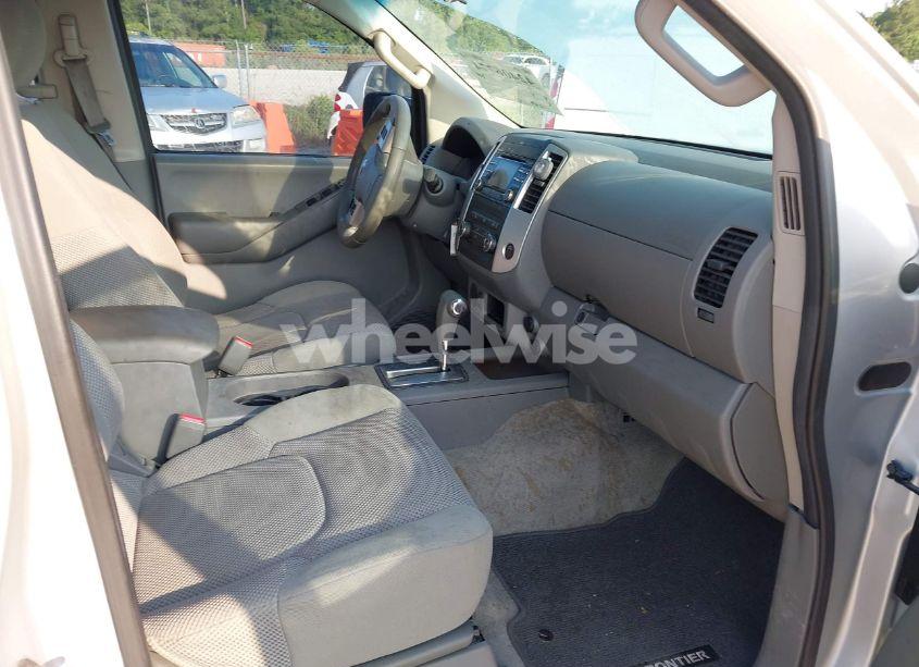 Photo 5 of 2013 Nissan Frontier SV (VIN 1N6AD0ERXDN737583)