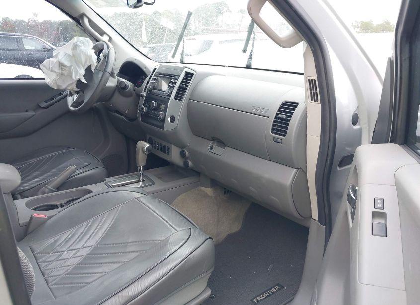 Photo 5 of 2014 Nissan Frontier SV (VIN 1N6AD0ERXEN770391)