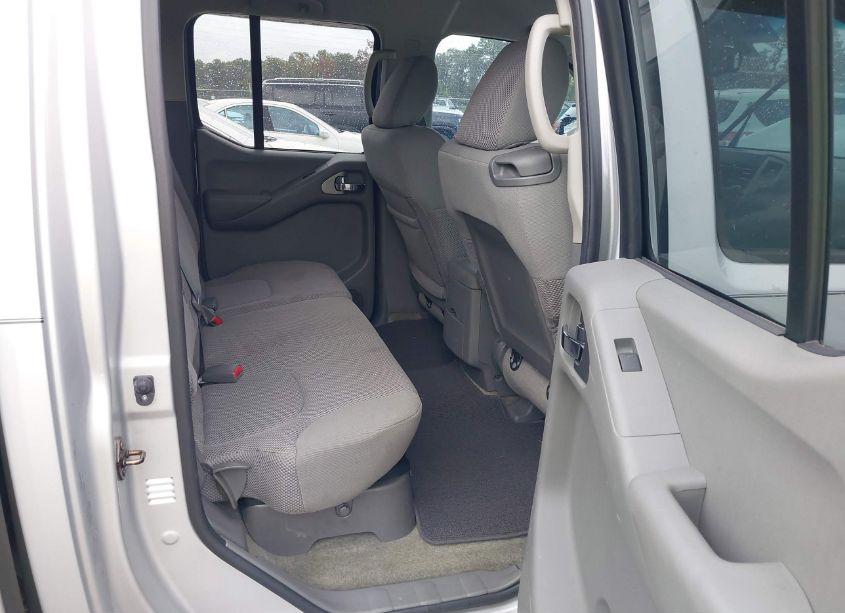 Photo 8 of 2014 Nissan Frontier SV (VIN 1N6AD0ERXEN770391)