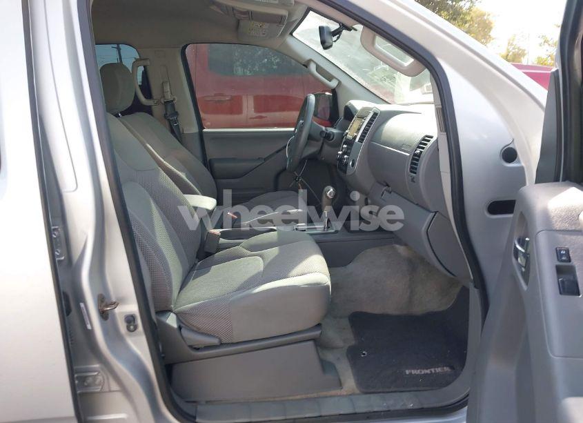 Photo 5 of 2015 Nissan Frontier SV (VIN 1N6AD0ERXFN701119)