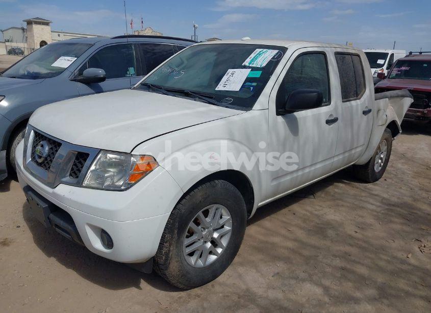 Photo 2 of 2018 Nissan Frontier SV (VIN 1N6AD0ERXJN735778)