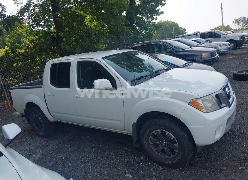 Photo 13 of 2015 Nissan Frontier PRO-4X (VIN 1N6AD0EV0FN717018)