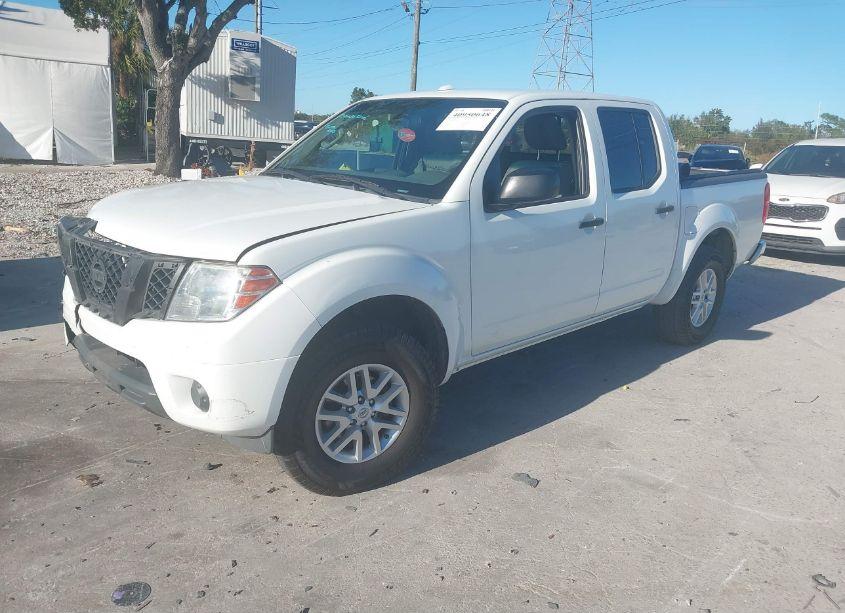 Photo 2 of 2016 Nissan Frontier PRO-4X/S/SL/SV (VIN 1N6AD0EV0GN782744)