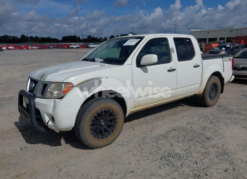 Photo 2 of 2018 Nissan Frontier PRO-4X (VIN 1N6AD0EV0JN744809)
