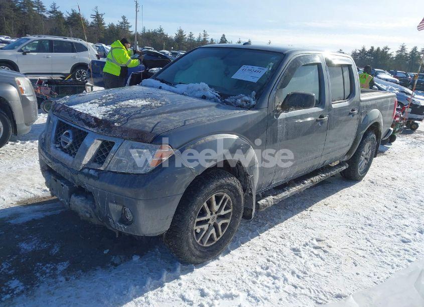 Photo 2 of 2017 Nissan Frontier SV (VIN 1N6AD0EV1HN757966)