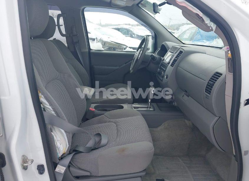 Photo 5 of 2017 Nissan Frontier SV (VIN 1N6AD0EV2HN765364)