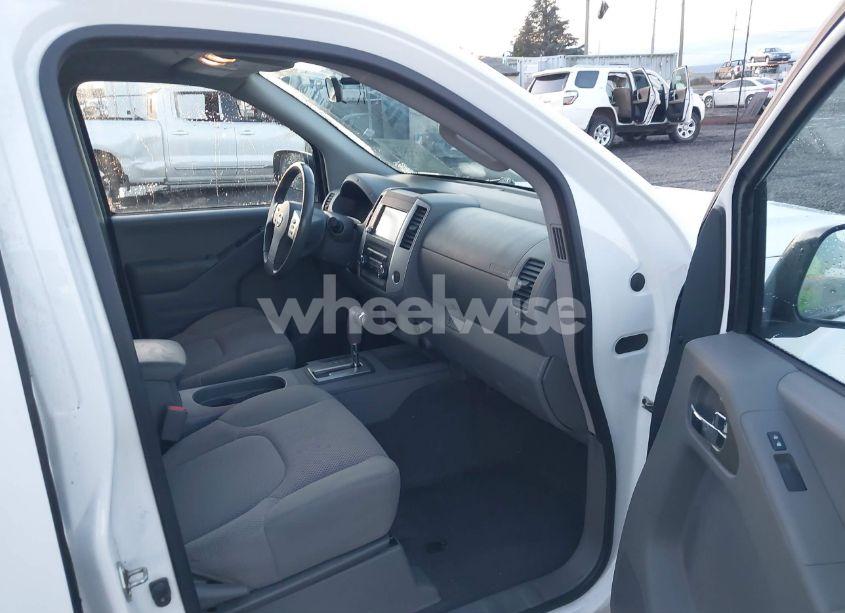 Photo 5 of 2019 Nissan Frontier SV (VIN 1N6AD0EV2KN749432)