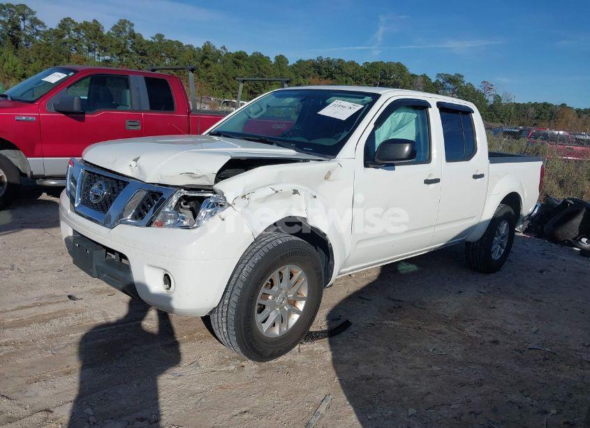 Photo 2 of 2019 Nissan Frontier SV (VIN 1N6AD0EV2KN790708)