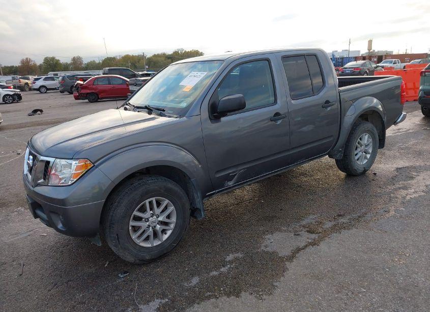 Photo 2 of 2019 Nissan Frontier SV (VIN 1N6AD0EV2KN792975)