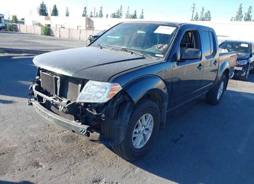 Photo 2 of 2019 Nissan Frontier SV (VIN 1N6AD0EV2KN799523)