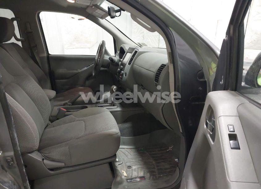 Photo 5 of 2019 Nissan Frontier SV (VIN 1N6AD0EV3KN712356)