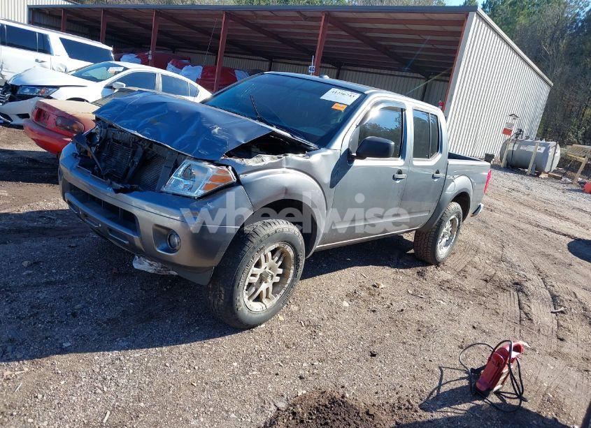 Photo 2 of 2016 Nissan Frontier SV (VIN 1N6AD0EV4GN728444)