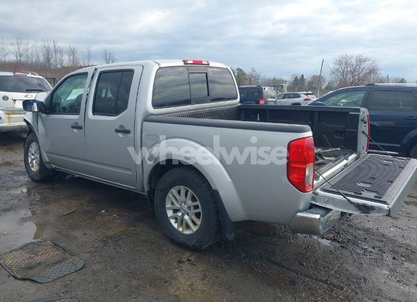 Photo 3 of 2018 Nissan Frontier SV (VIN 1N6AD0EV4JN737409)