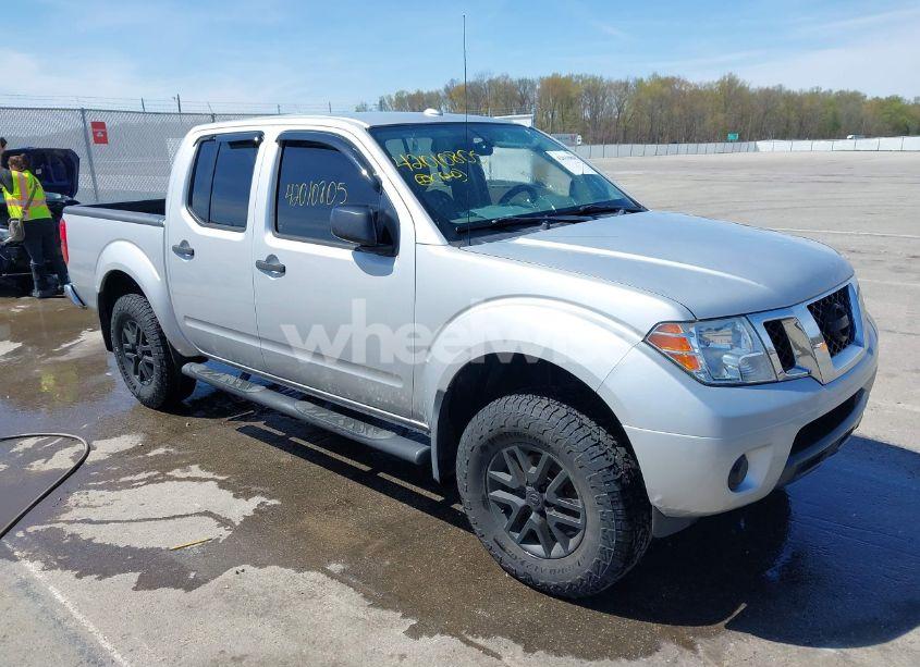 2018 Nissan Frontier SV (VIN 1N6AD0EV4JN747521) main photo