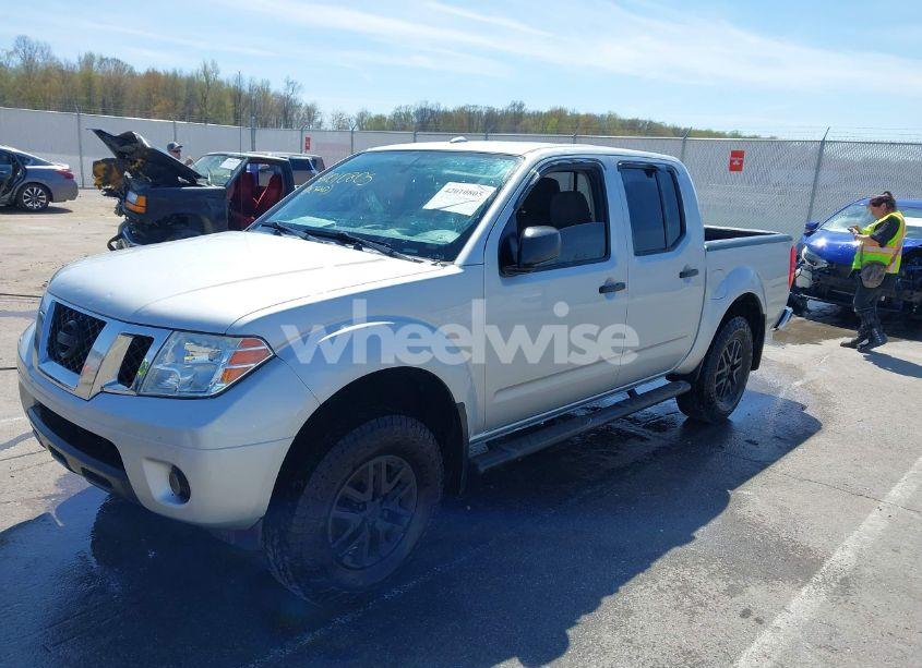 Photo 2 of 2018 Nissan Frontier SV (VIN 1N6AD0EV4JN747521)