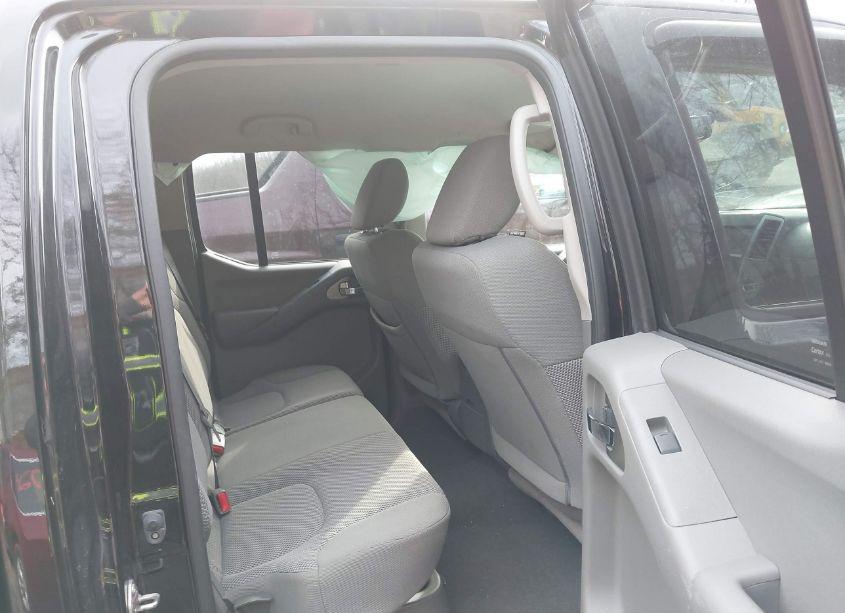 Photo 8 of 2019 Nissan Frontier SV (VIN 1N6AD0EV4KN746385)