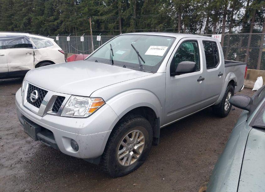 Photo 2 of 2019 Nissan Frontier SV (VIN 1N6AD0EV4KN777815)
