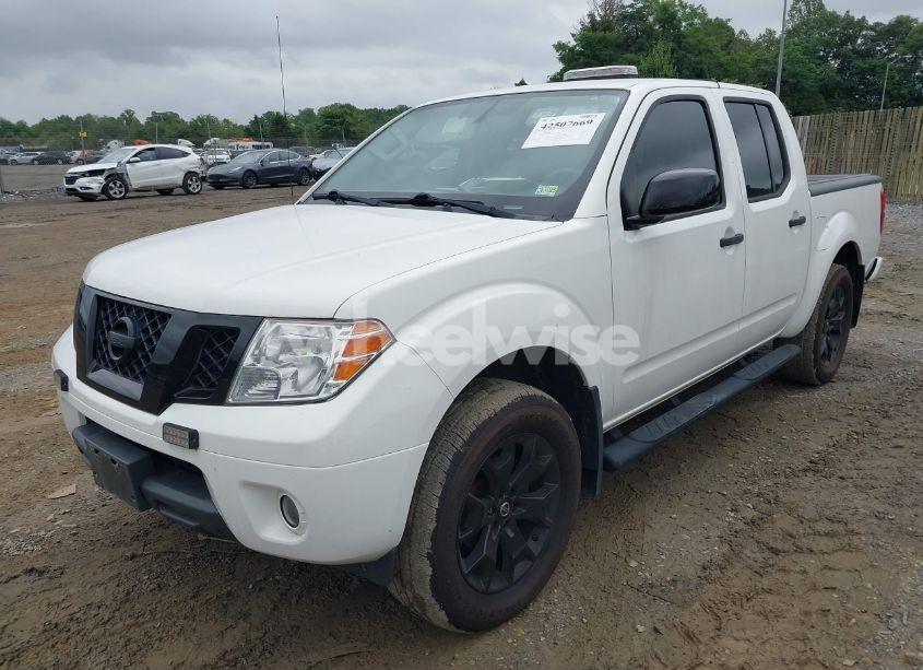 Photo 2 of 2019 Nissan Frontier SV (VIN 1N6AD0EV4KN780701)