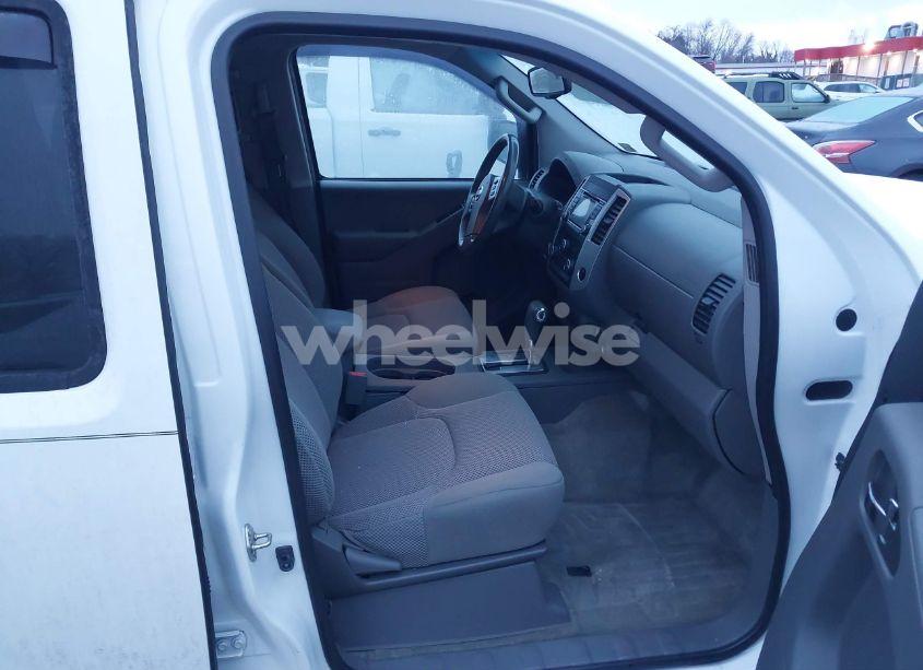 Photo 5 of 2016 Nissan Frontier SV (VIN 1N6AD0EV5GN904420)