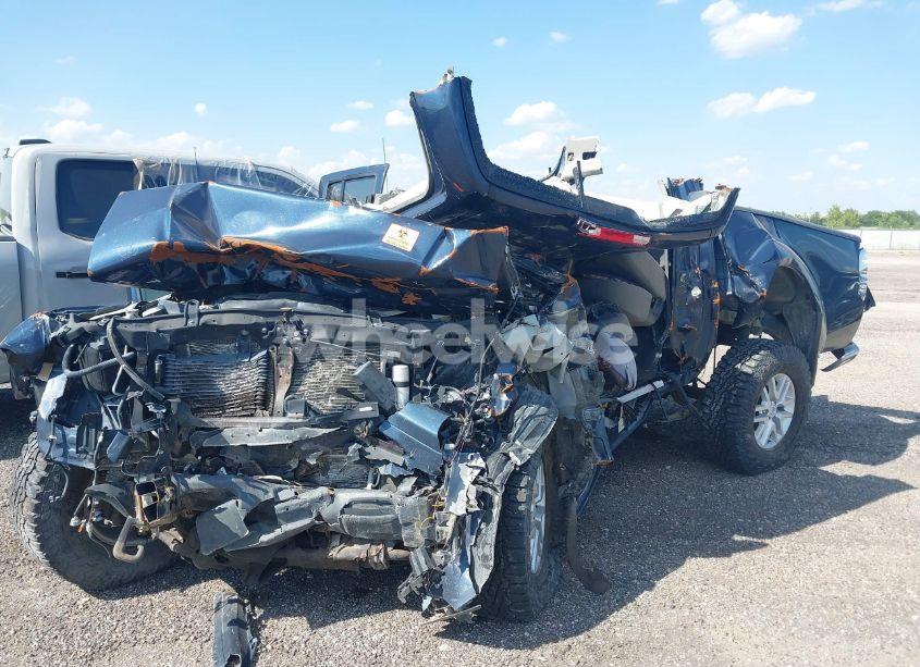 Photo 2 of 2019 Nissan Frontier SV (VIN 1N6AD0EV5KN792095)