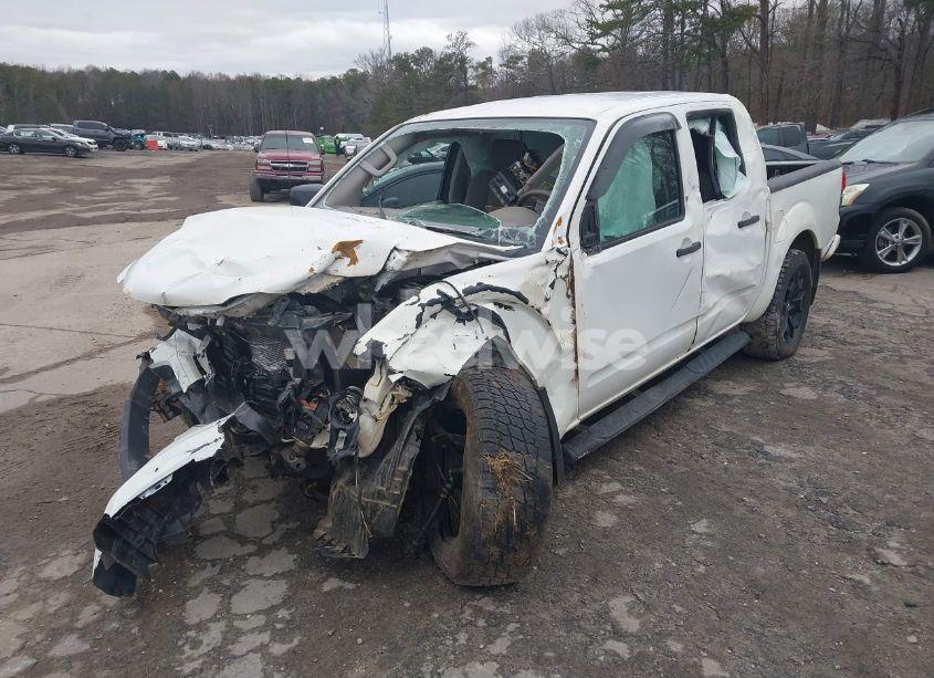 Photo 2 of 2019 Nissan Frontier SV (VIN 1N6AD0EV6KN719754)