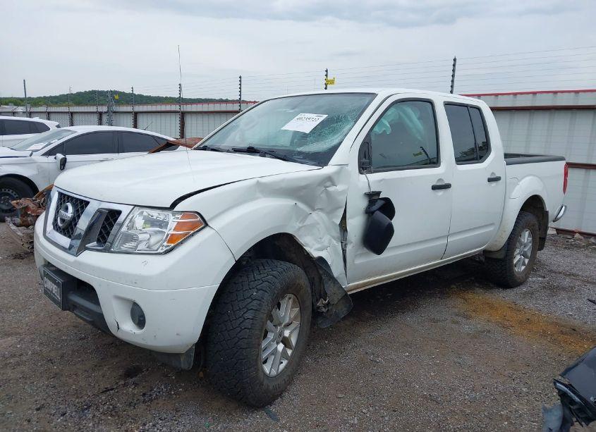Photo 2 of 2019 Nissan Frontier SV (VIN 1N6AD0EV6KN877494)