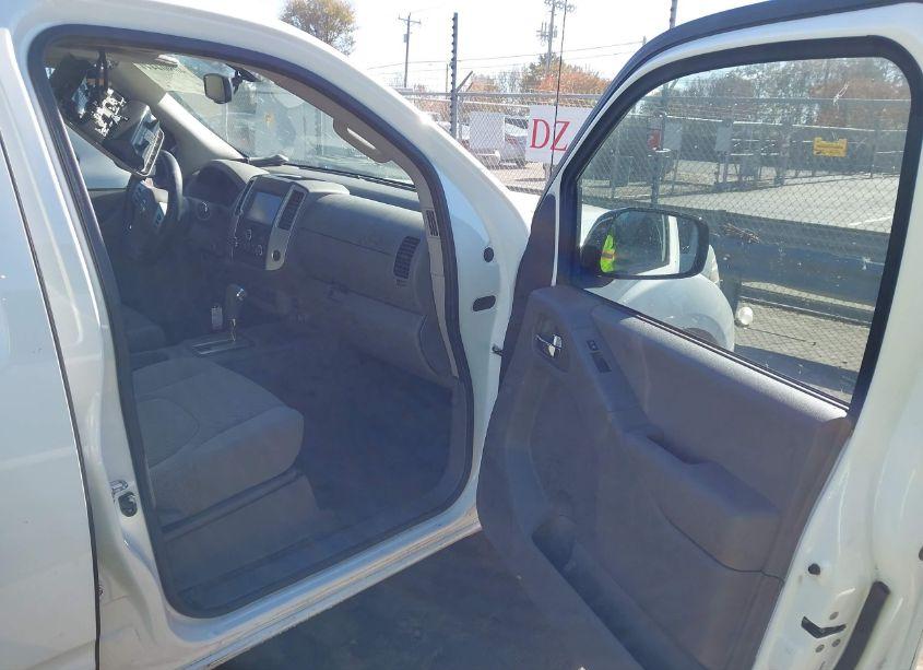 Photo 5 of 2019 Nissan Frontier SV (VIN 1N6AD0EV7KN765352)