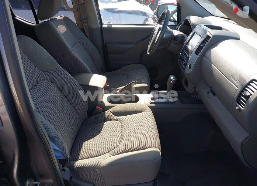 Photo 5 of 2019 Nissan Frontier SV (VIN 1N6AD0EV7KN787772)