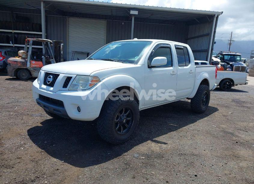 Photo 2 of 2016 Nissan Frontier PRO-4X (VIN 1N6AD0EV8GN728043)
