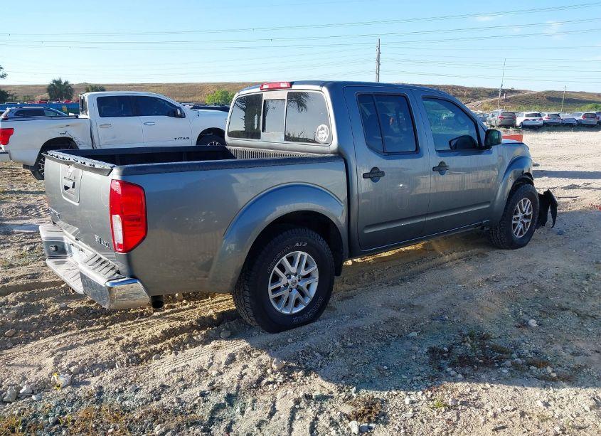 Photo 4 of 2016 Nissan Frontier PRO-4X/S/SL/SV (VIN 1N6AD0EV9GN727810)