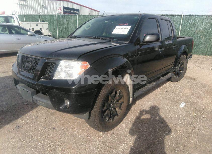 Photo 2 of 2019 Nissan Frontier SV (VIN 1N6AD0EV9KN795081)