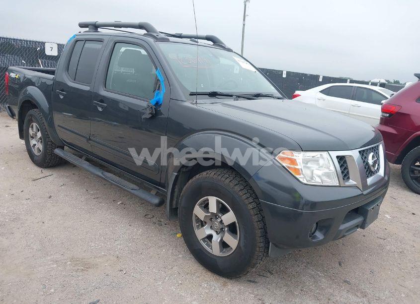 2013 Nissan Frontier PRO-4X (VIN 1N6AD0EVXDN740402) main photo