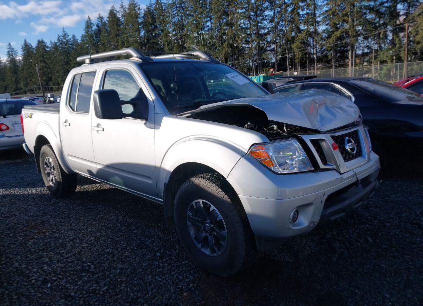 2017 Nissan Frontier PRO-4X (VIN 1N6AD0EVXHN731155) main photo