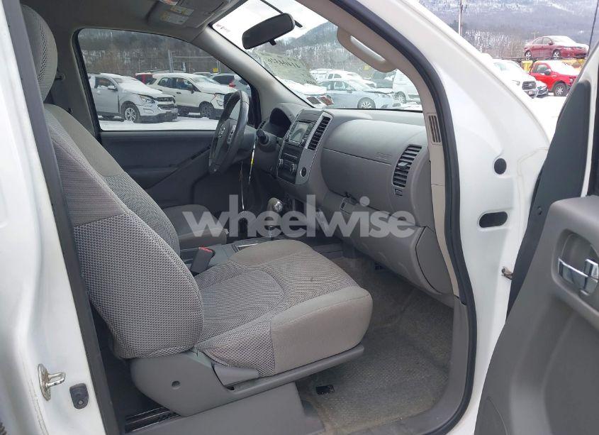 Photo 5 of 2017 Nissan Frontier SV (VIN 1N6AD0EVXHN752880)