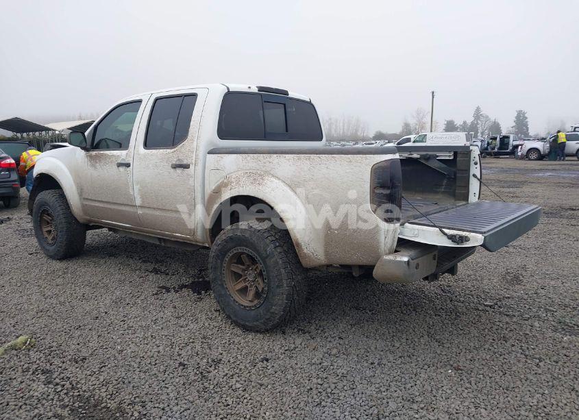 Photo 3 of 2018 Nissan Frontier SV (VIN 1N6AD0EVXJN700073)