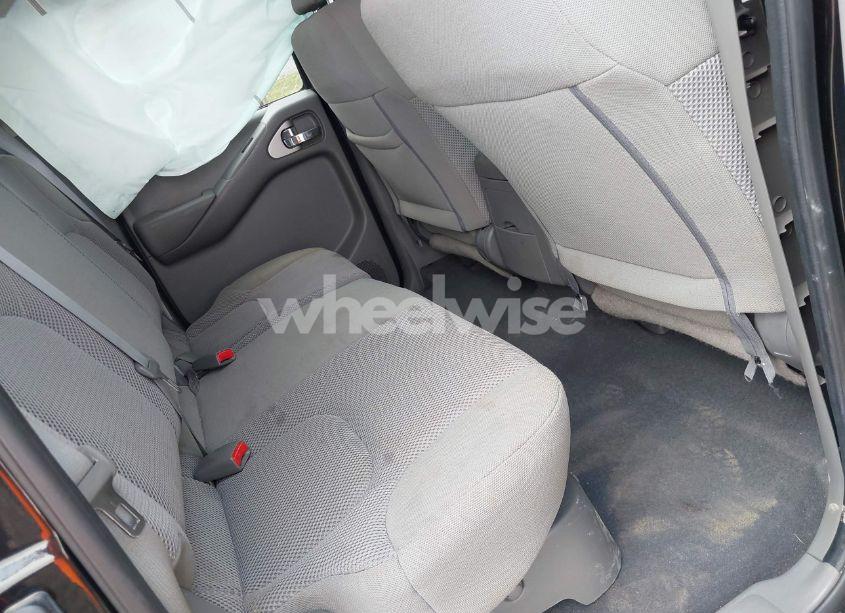 Photo 8 of 2019 Nissan Frontier SV (VIN 1N6AD0EVXKN701354)