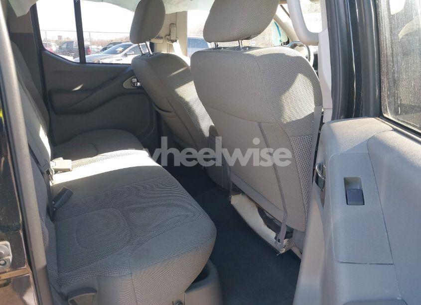 Photo 8 of 2019 Nissan Frontier SV (VIN 1N6AD0EVXKN769573)