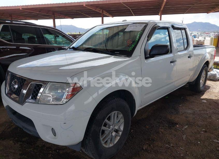 Photo 2 of 2016 Nissan Frontier SV (VIN 1N6AD0FR2GN718755)