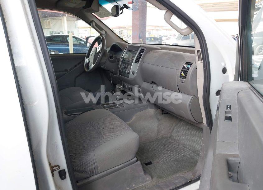 Photo 5 of 2016 Nissan Frontier SV (VIN 1N6AD0FR2GN718755)