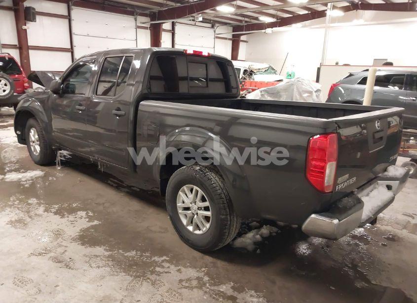 Photo 3 of 2015 Nissan Frontier SL/SV (VIN 1N6AD0FV3FN723829)