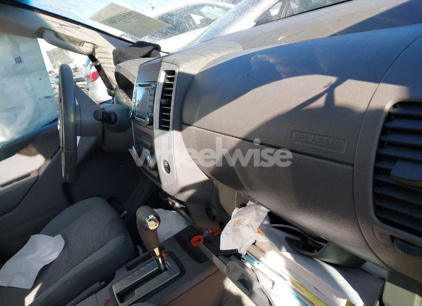 Photo 5 of 2016 Nissan Frontier SV (VIN 1N6AD0FV5GN742335)