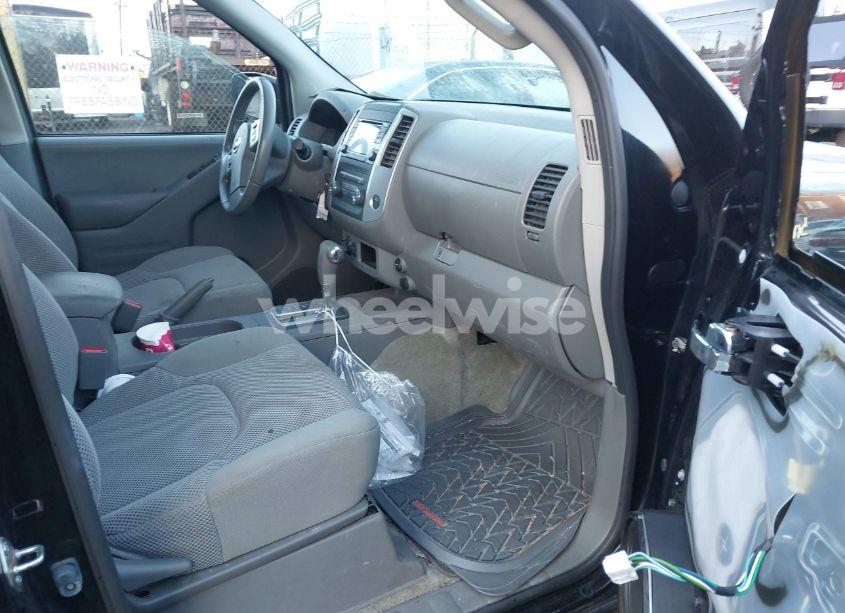 Photo 5 of 2017 Nissan Frontier SV (VIN 1N6AD0FVXHN778023)