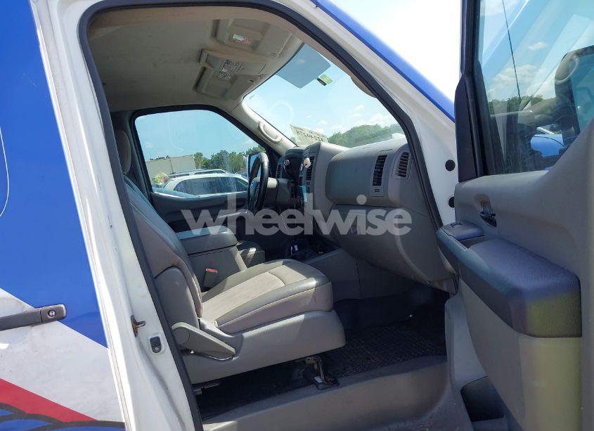 Photo 5 of 2016 Nissan Nv CARGO NV2500 HD SV V8 (VIN 1N6AF0KY2GN801335)